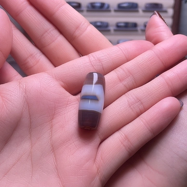 紫***来玛瑙/玉髓未镶嵌颈饰