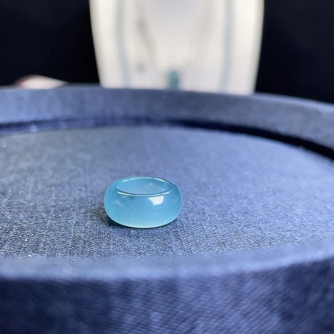 翡翠散珠天然A货翡翠内径9.1跑环一颗