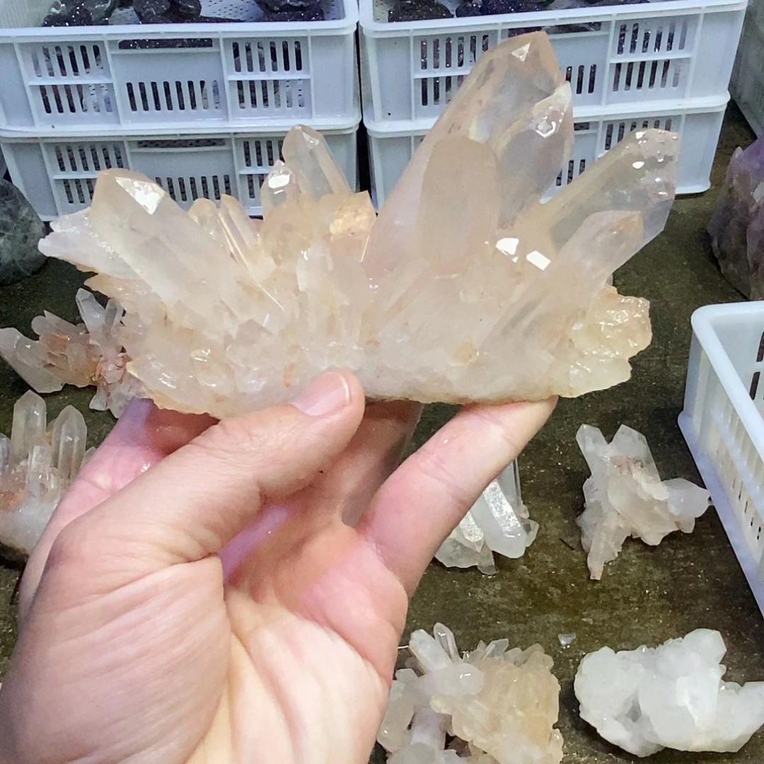 未镶嵌珠宝半成品水晶