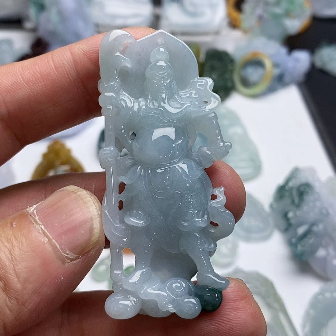 翡翠未镶嵌颈饰关二爷