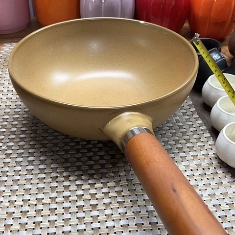 微瑕，明火口径24高9黄黑点