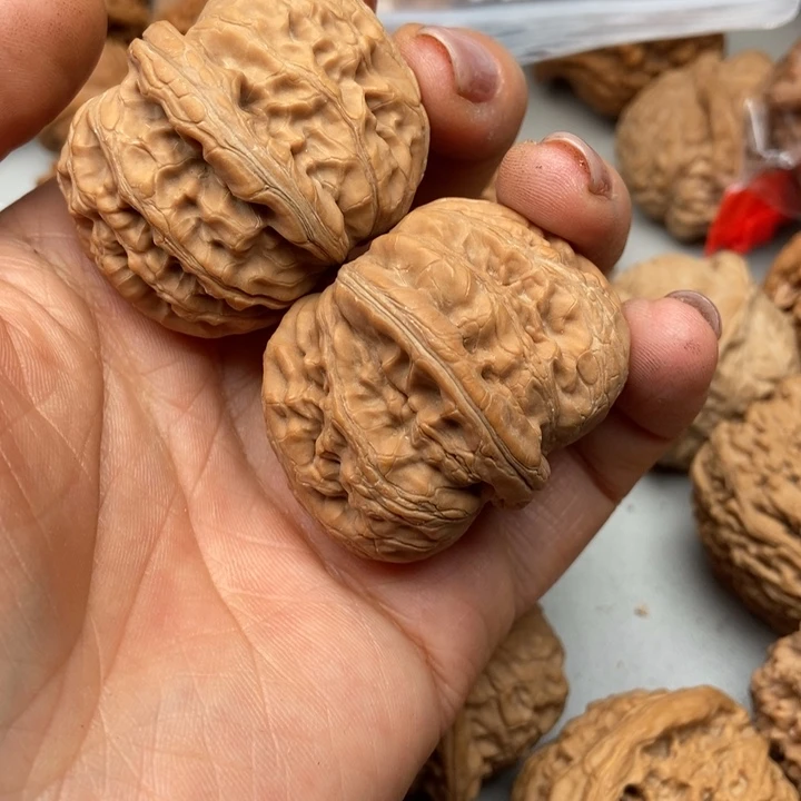 文玩核桃把件九*八元宝