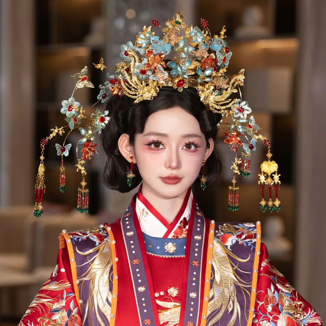 15407喜看优选新娘大气饰中式黄色古风汉服秀禾服龙凤褂流苏发饰