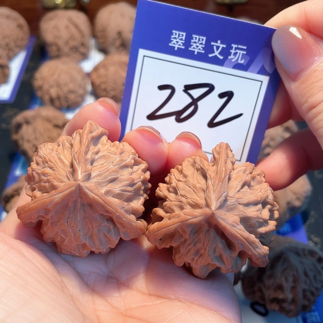 把件桃核282号全品盘山三棱4.1