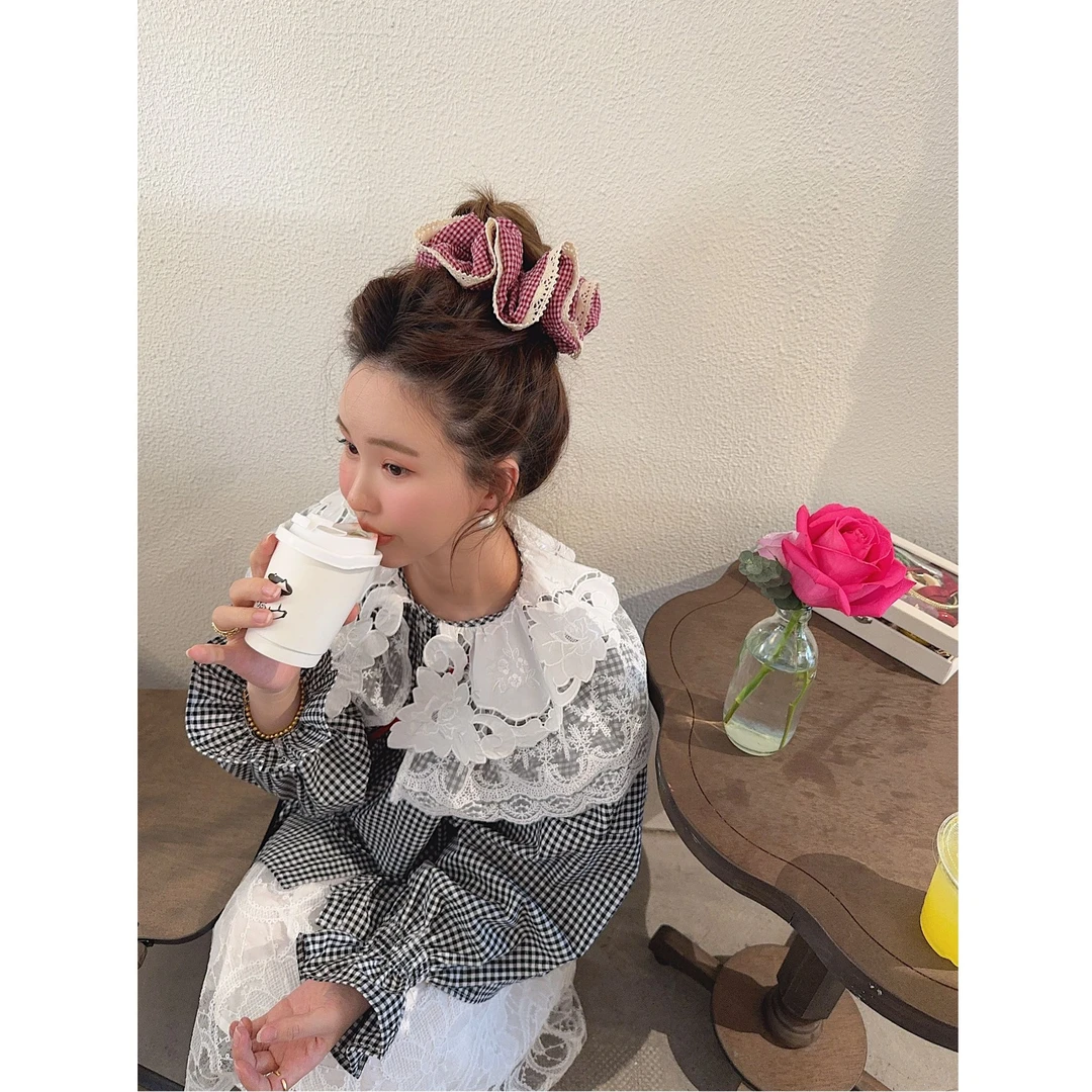 智英欧尼【格子衬衫娃娃领宽松2025年开春春季小众炸街高级感女装】