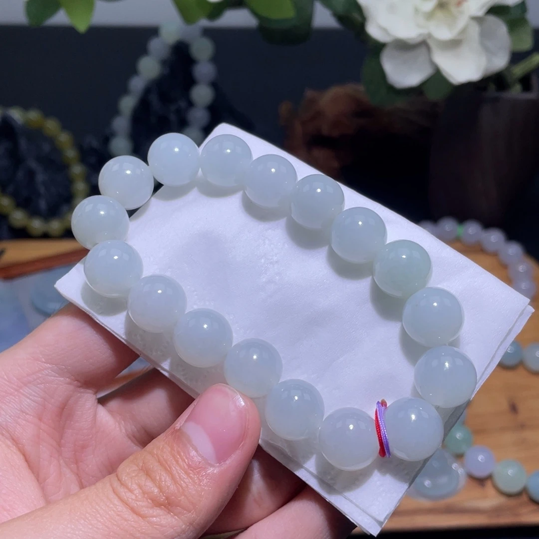 定制翡翠未镶嵌手串