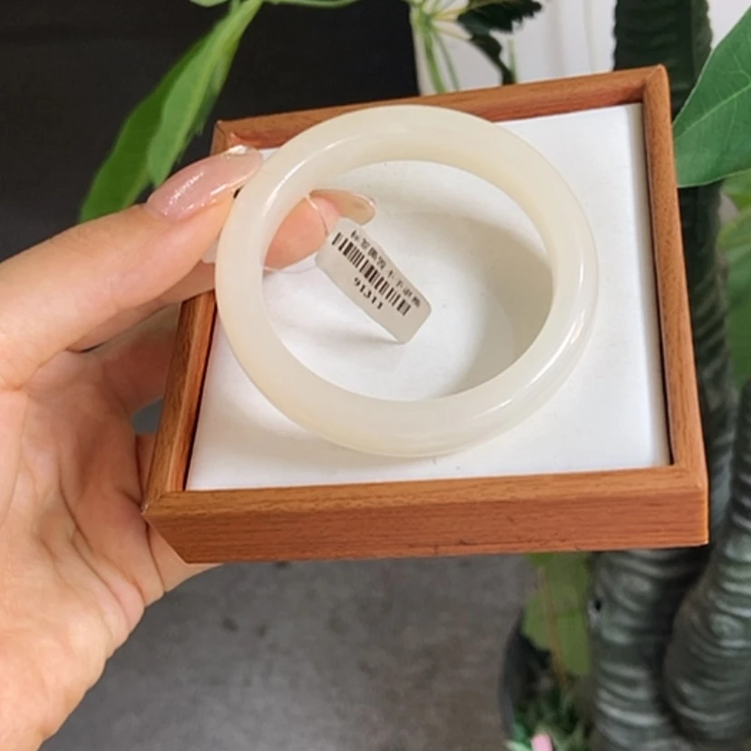 【闪购商品】和田玉手镯未镶嵌54.1 5