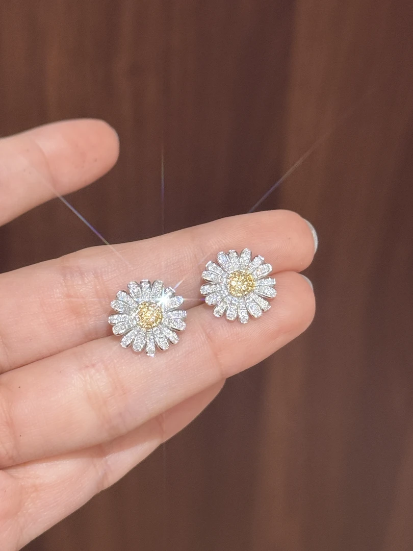 【玥霓高定】001647  重金  P雏菊耳钉 ZSES