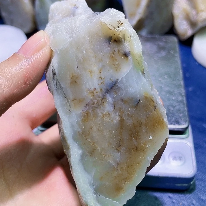 和田玉（糖玉）未镶嵌珠宝半成品