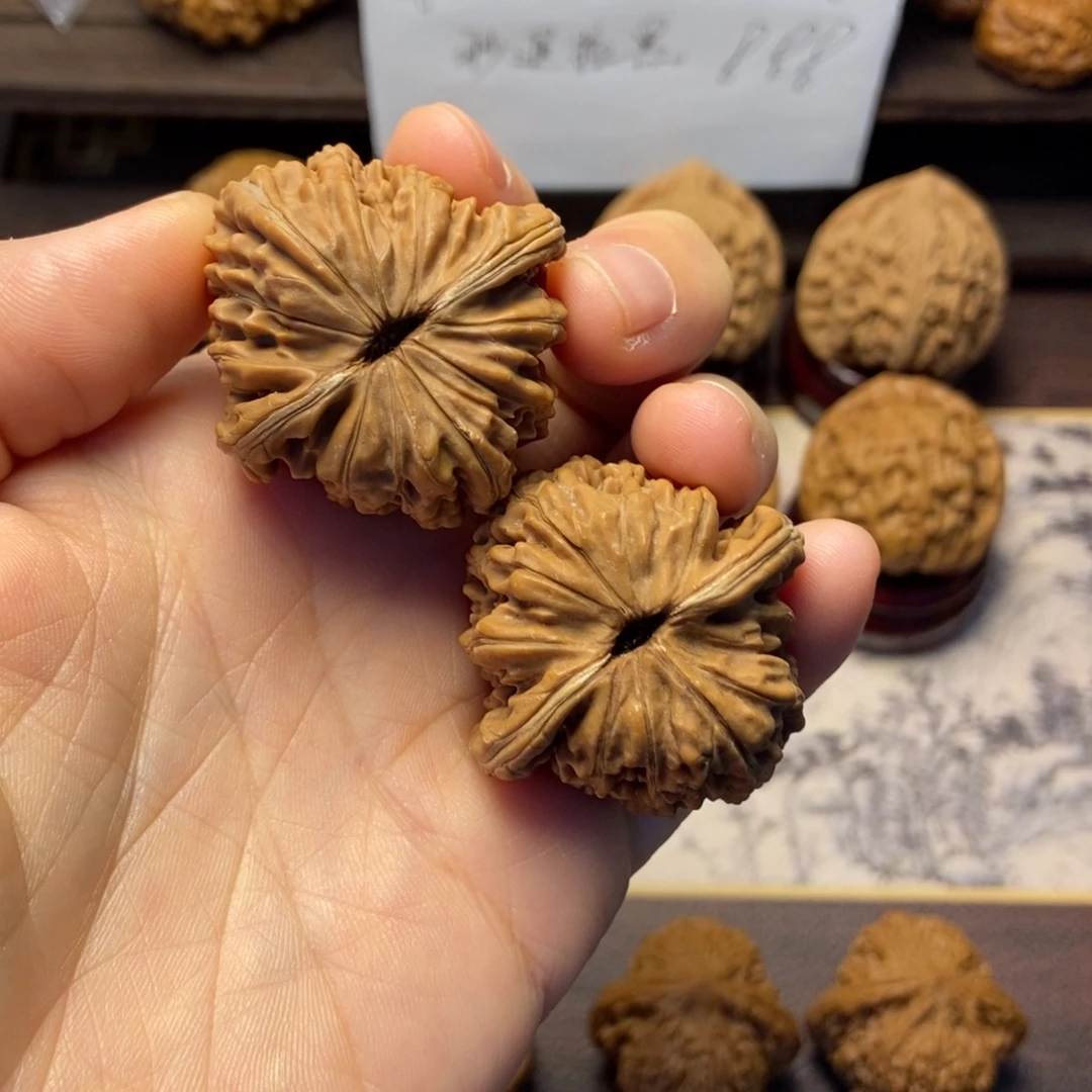把件文玩核桃全品红皮四座楼38
