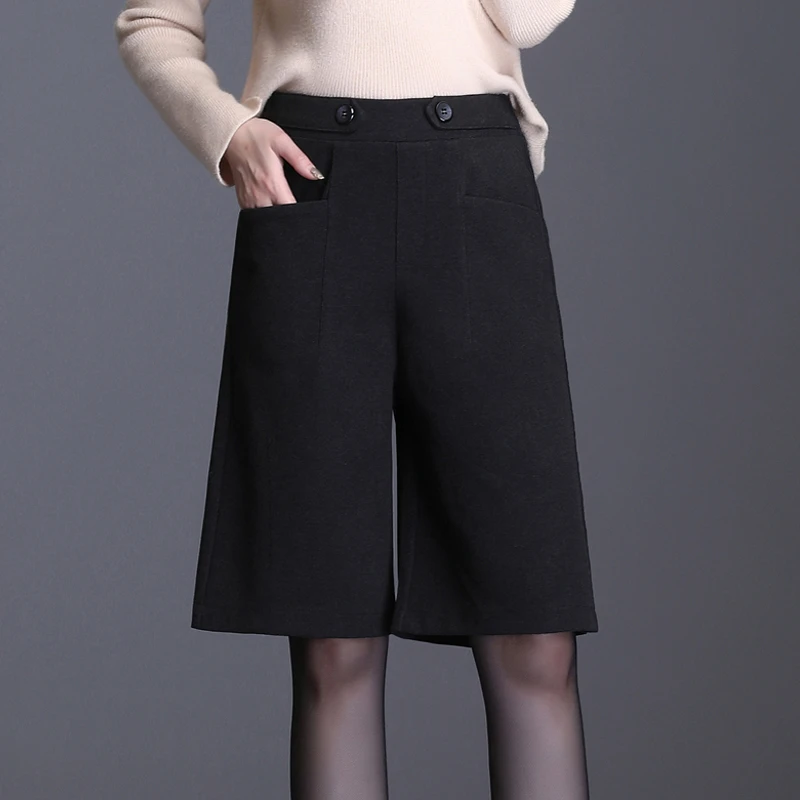 加宽加大女装毛呢短裤女秋冬季宽松大码裤子外穿高腰休闲直筒靴裤