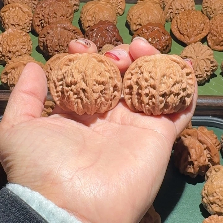 文玩核桃吊坠精品正磨