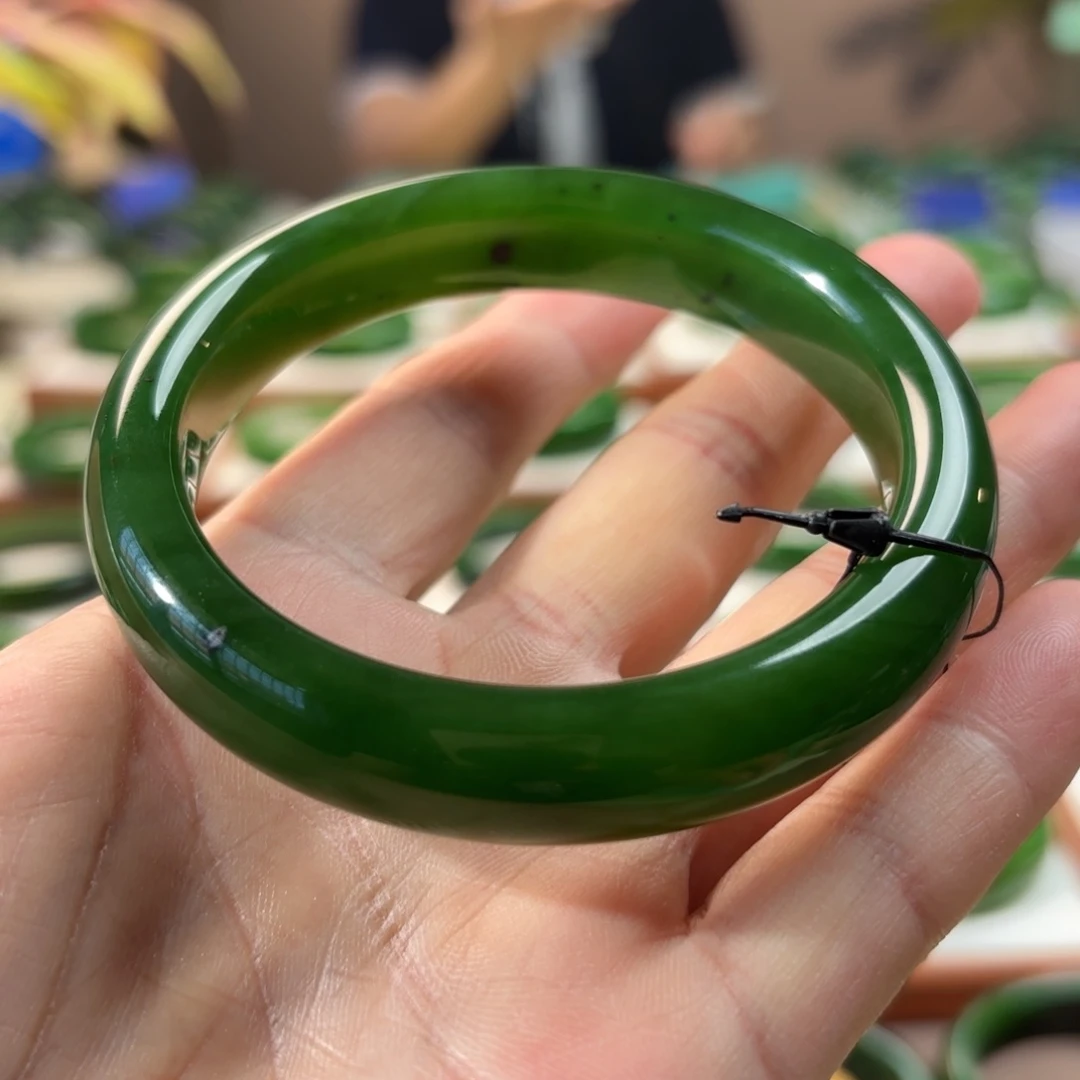 和田玉（碧玉）手镯未镶嵌