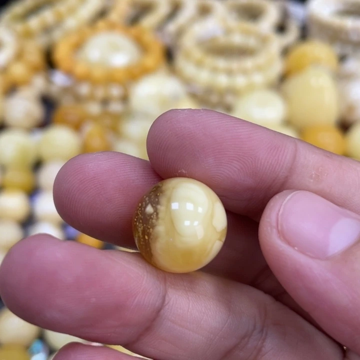 桃***果蜜蜡未镶嵌裸石14.9mm瑕疵