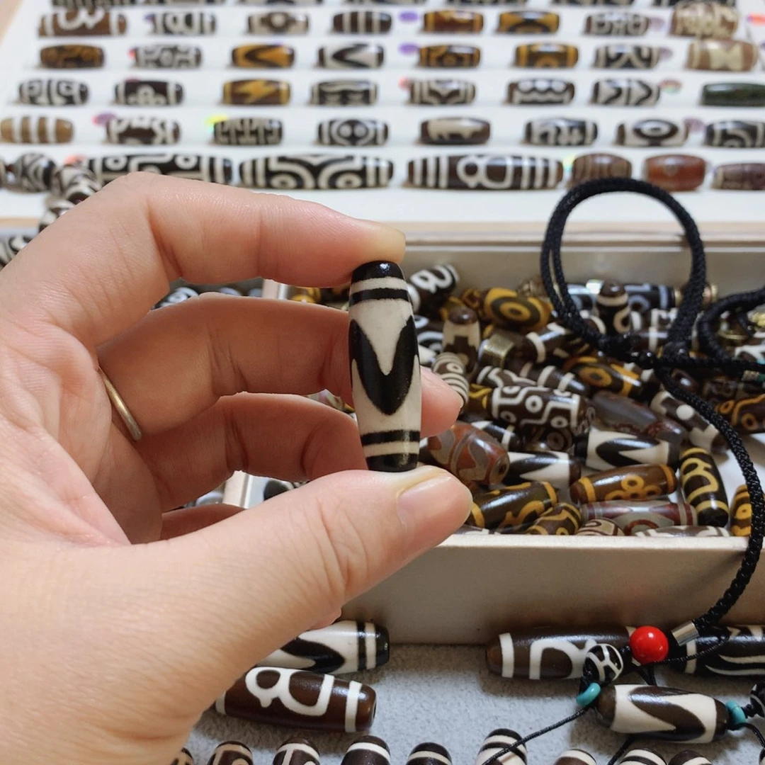 未镶嵌颈饰玛瑙/玉髓