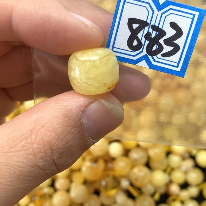 裸石琥珀未镶嵌16*14