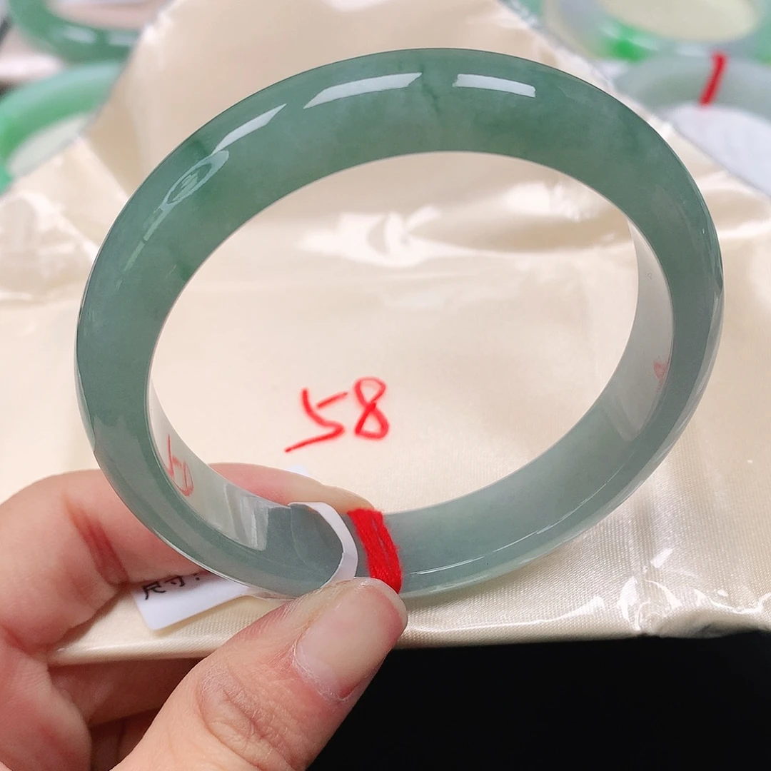 翡翠手镯未镶嵌天然翡翠手镯58