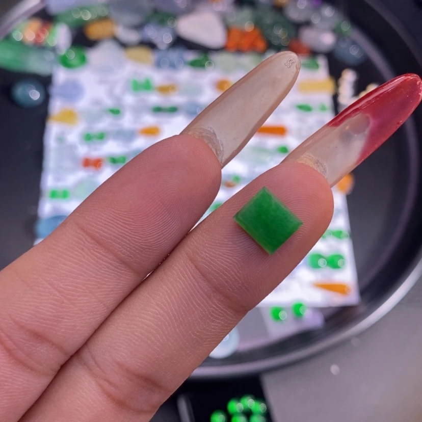 【闪购商品】翡翠挂件未镶嵌牌
