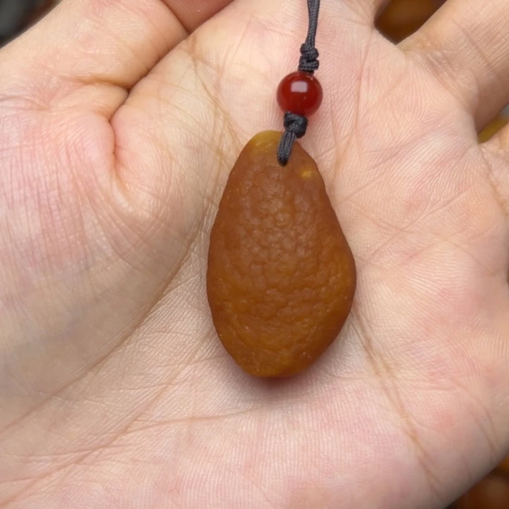 琥珀未镶嵌裸石天然蜜蜡
