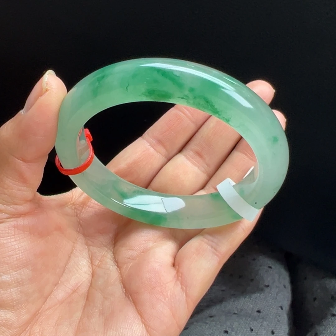 石英质玉未镶嵌手镯非洲翠5960