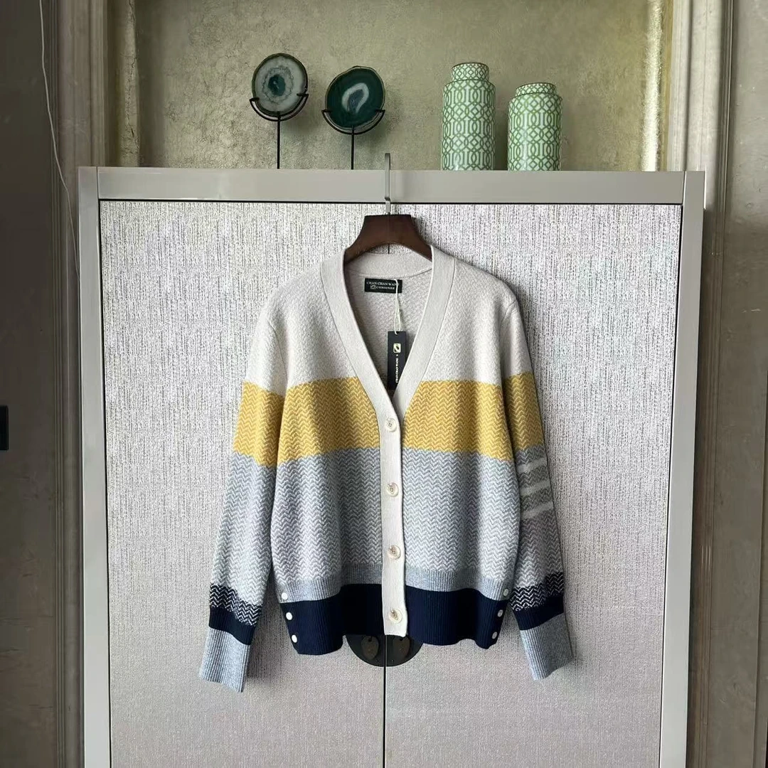 【小黄人】康赛妮联名羊绒T&B风格撞色开衫