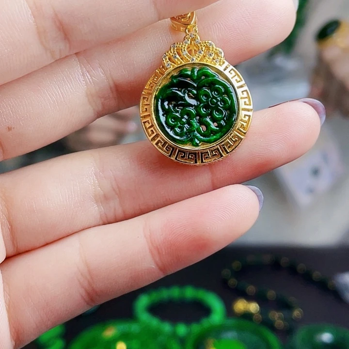 翡翠银S925镶嵌颈饰多样性