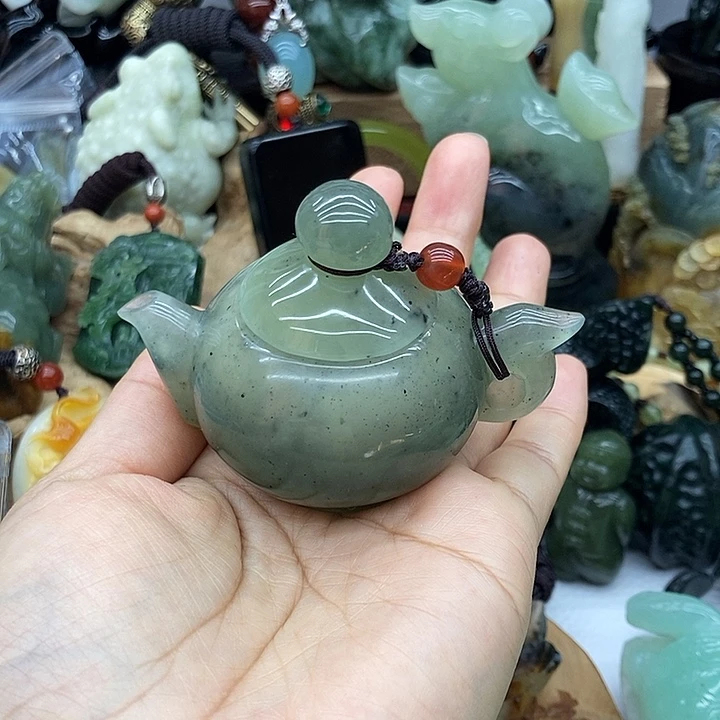 岫玉未镶嵌手把件