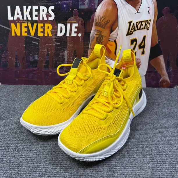 41码 库8篮球鞋透气