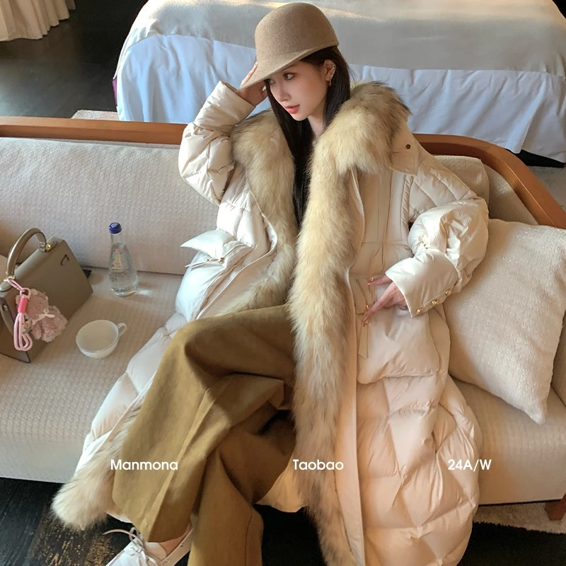 黑白月光2024新款貉子毛皮草大毛领羽绒服女长款休闲90白鹅绒外套