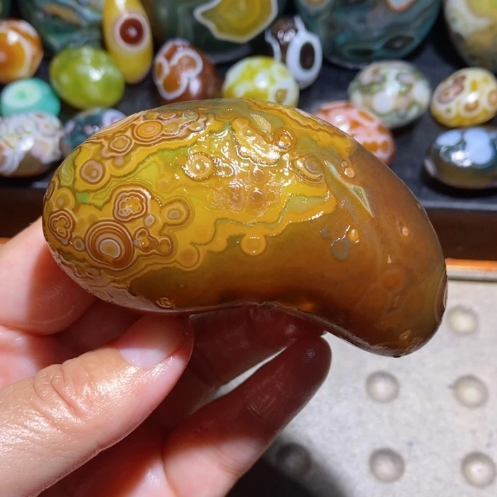 未镶嵌玛瑙/玉髓珠宝半成品72