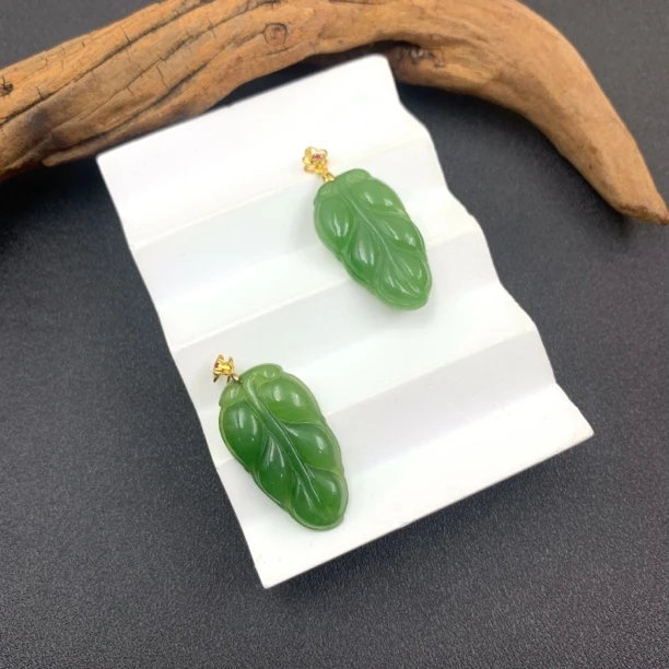 和田玉树叶吊坠-多样性发一-250603002【尺寸约16*29mm】