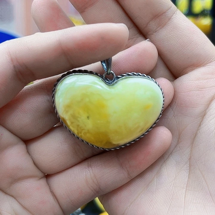 琥珀银S925镶嵌颈饰吊坠