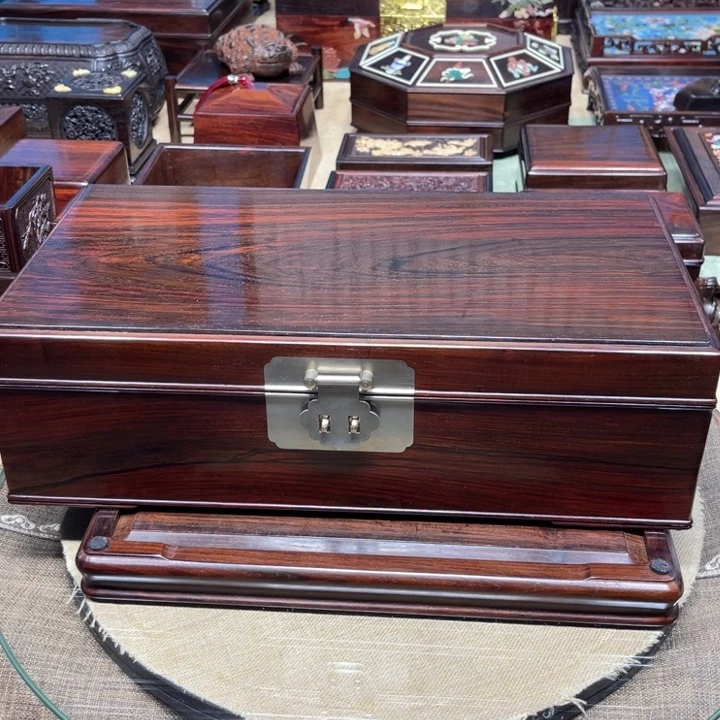 紫檀木类成套家具