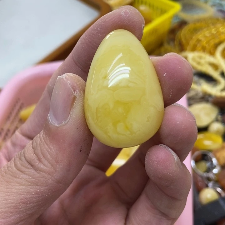 裸石蜜蜡未镶嵌吊坠