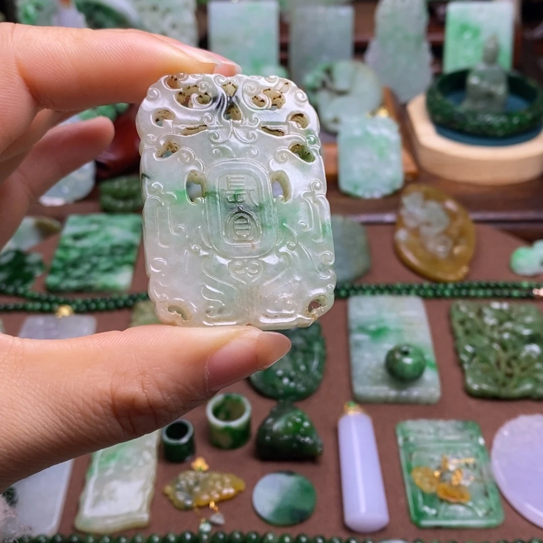 翡翠未镶嵌挂件111111