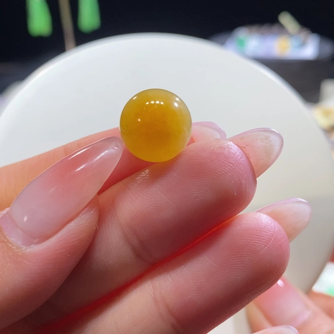 翡翠未镶嵌颈饰翡翠冰黄翡珠卡12+