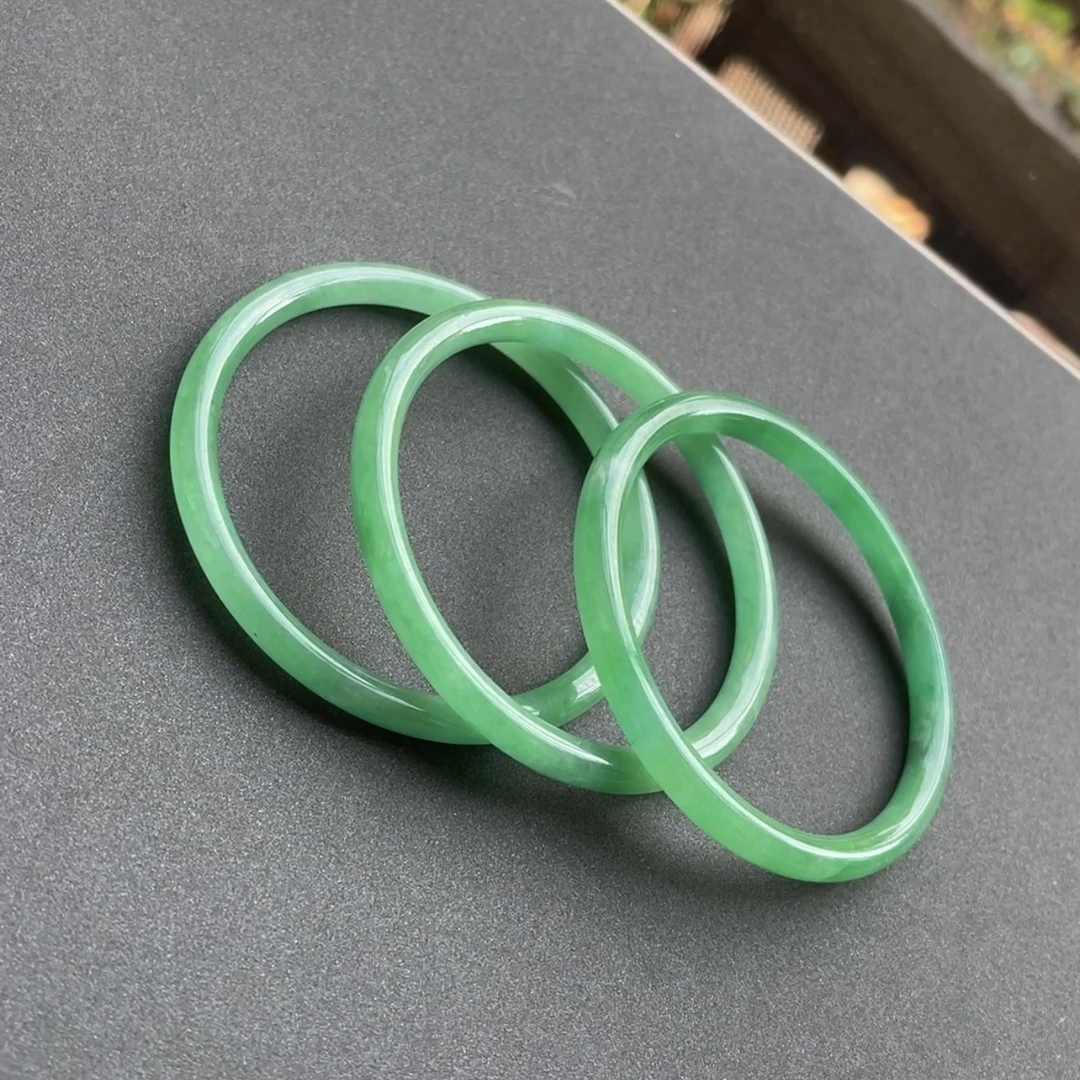 非金属合成锆石手镯 Y 果绿手镯