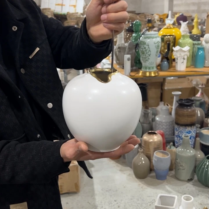 瓶高度17厘米口径6厘米微瑕捡漏粘釉