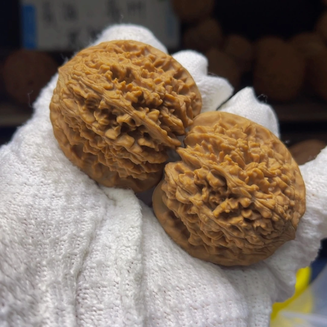 【闪购商品】核桃把件41尺寸满天星