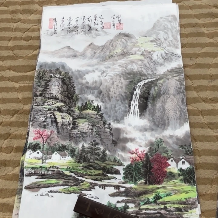 国画花鸟的翅膀是由两