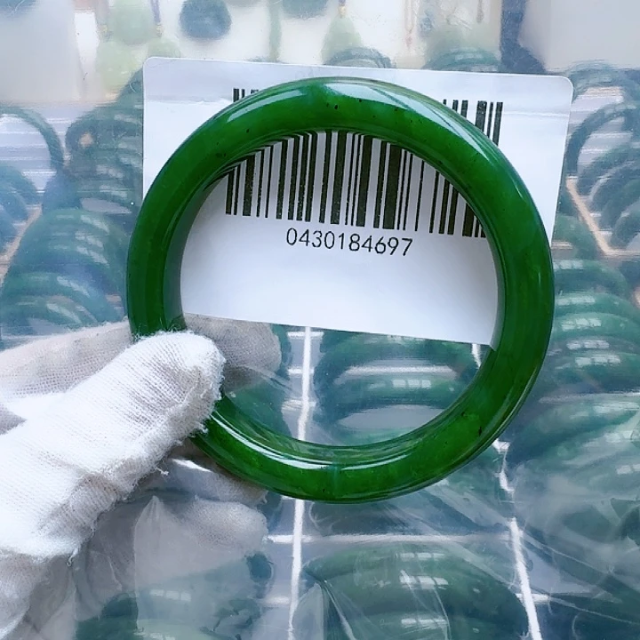 和田玉（碧玉）手镯未镶嵌60