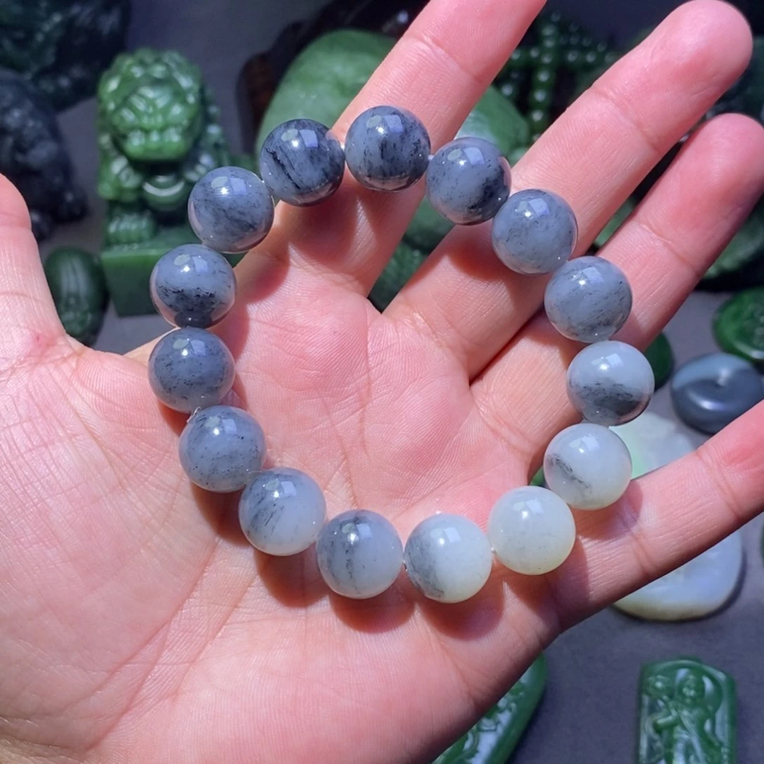 和田玉颈饰未镶嵌哈**斯