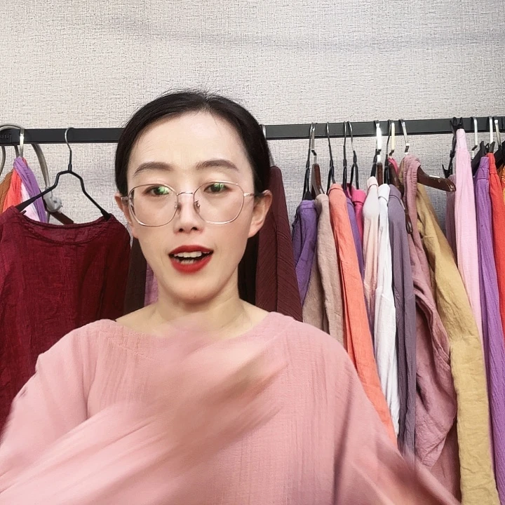 雨***昏粉色荷叶袖2967套头上衣