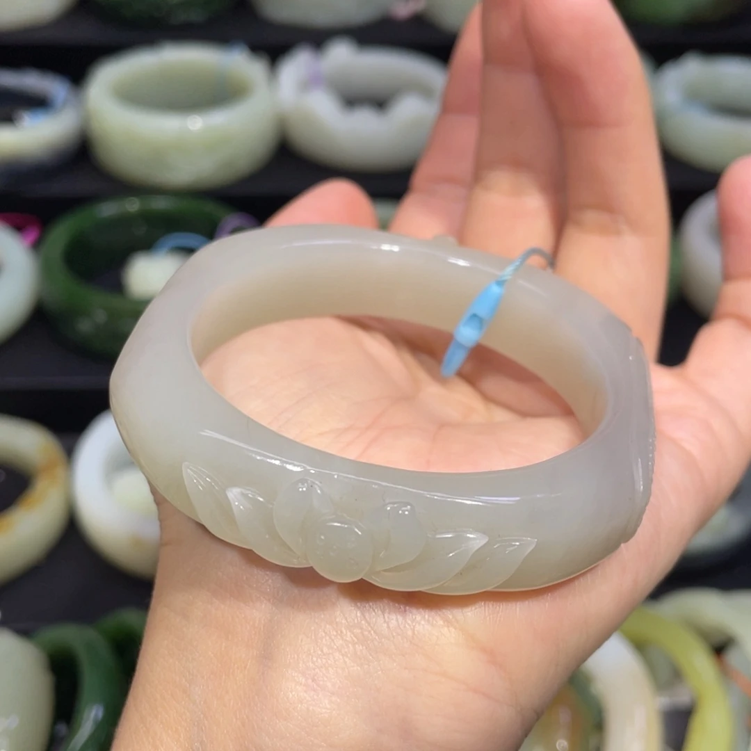 未镶嵌手镯和田玉7