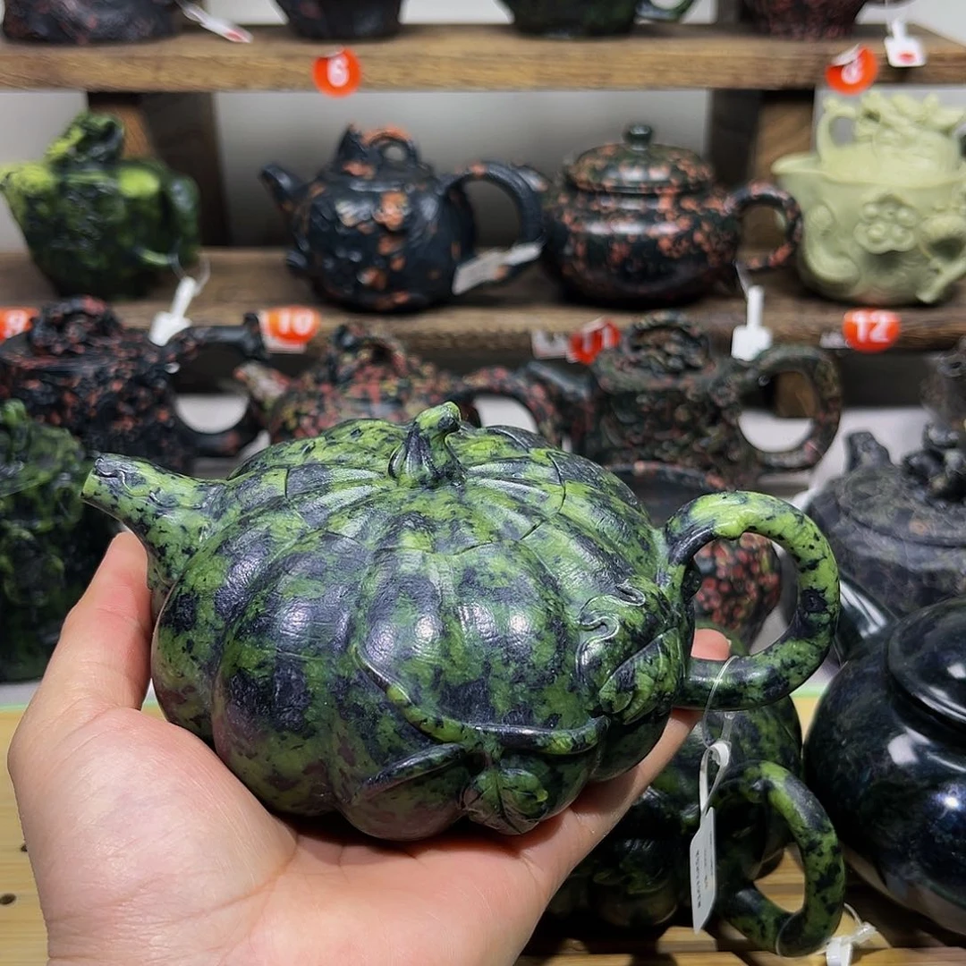 关*藏玉药王石精品壶