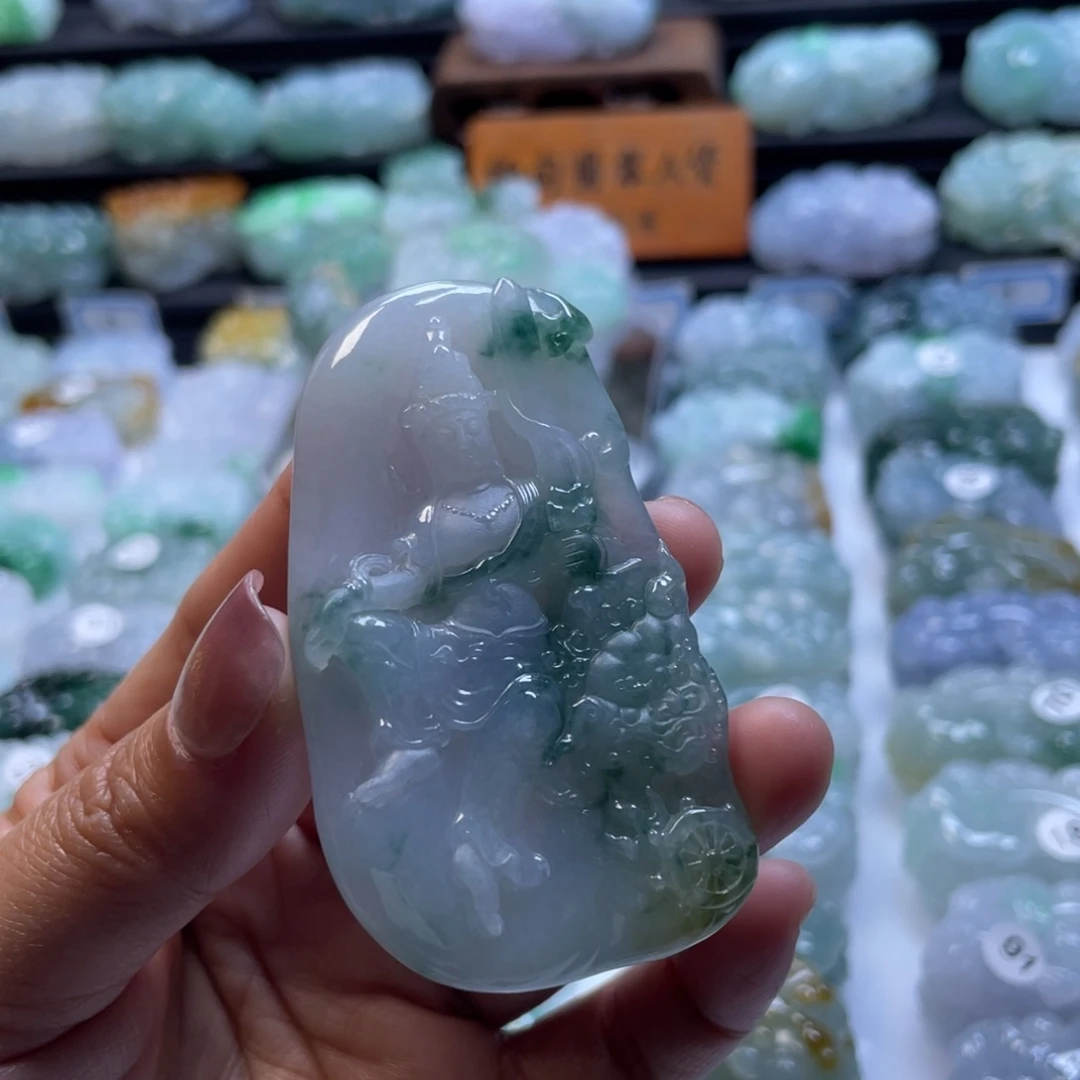 翡翠颈饰未镶嵌貔貅