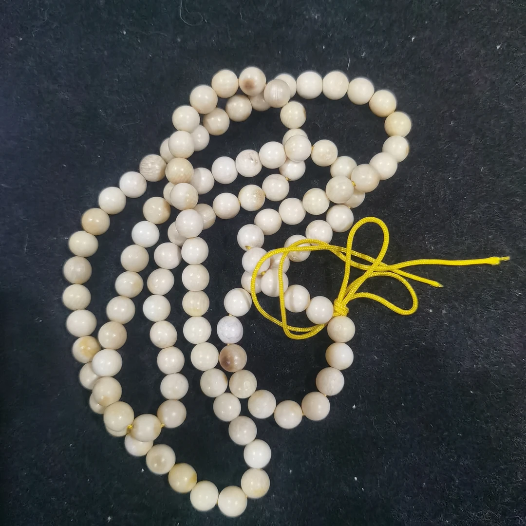 猛犸瑕疵0.6长串约21.9克tc699