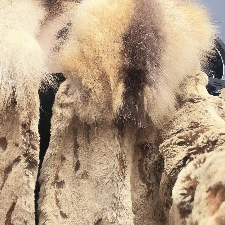 羊羔毛米兜08888885