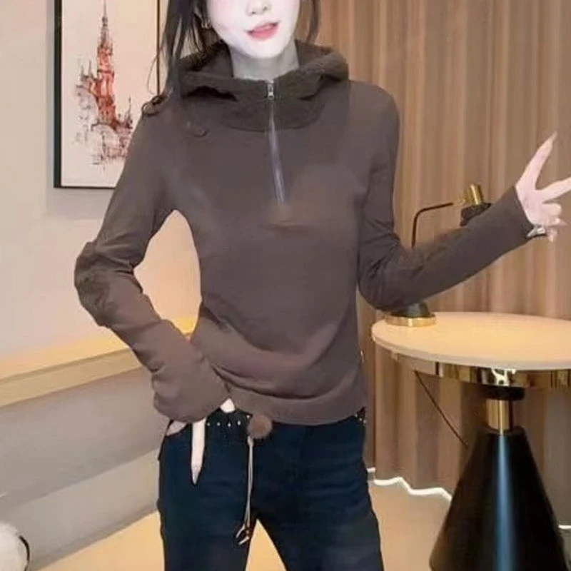 洋气修身显瘦加厚保暖打底衫上衣2025秋冬新款休闲百搭纯色卫衣潮