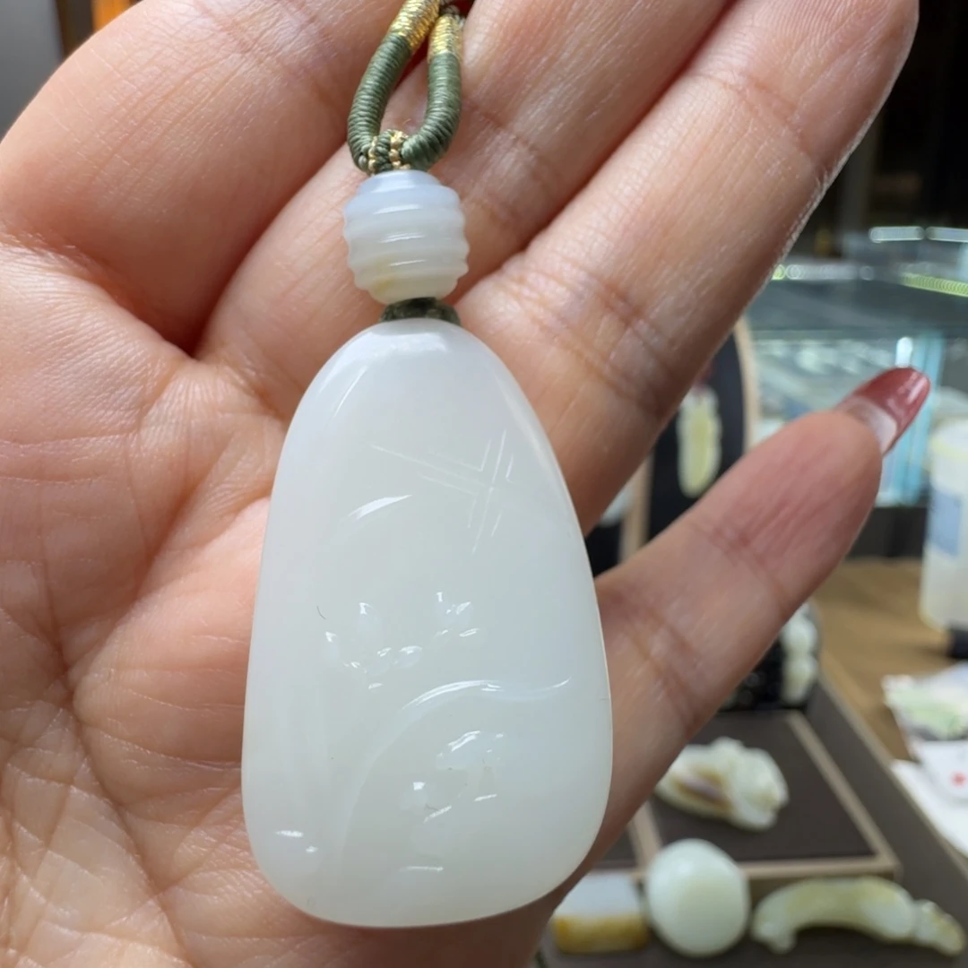 未镶嵌和田玉挂件